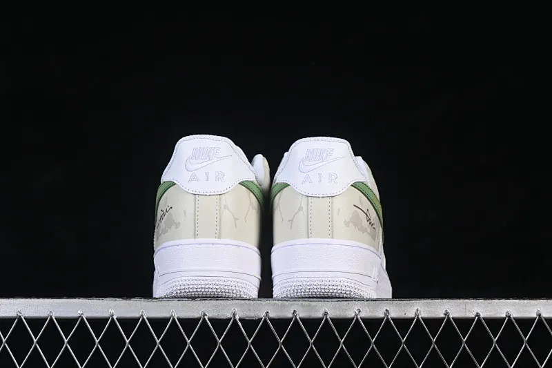 All categories Nk Air Force 1 Air Force series Nk Air Force 1 Low Air Force low-top Nike Air Force 1'07 Low brown-green prologue Air Force 1 low-top casual sneakers ZH0316-130